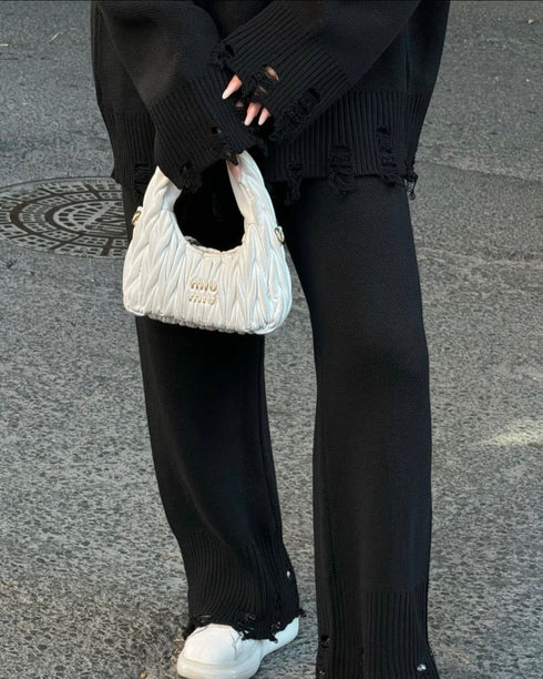 WOMEN KNITTED DISTRESSED CO-ORD SET - BLACK